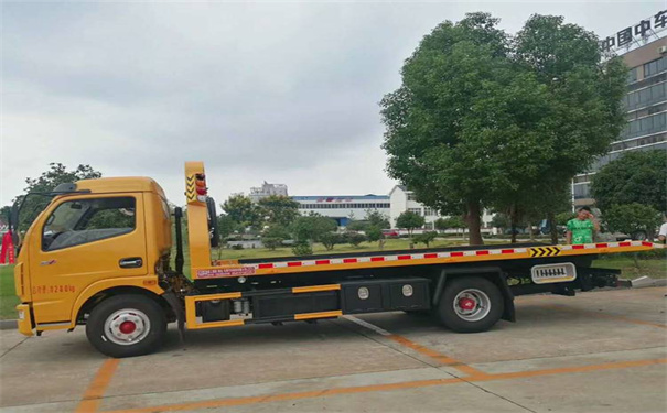 资阳定远24小时拖车救援电话号码，定远道路救援公司怎么收费的